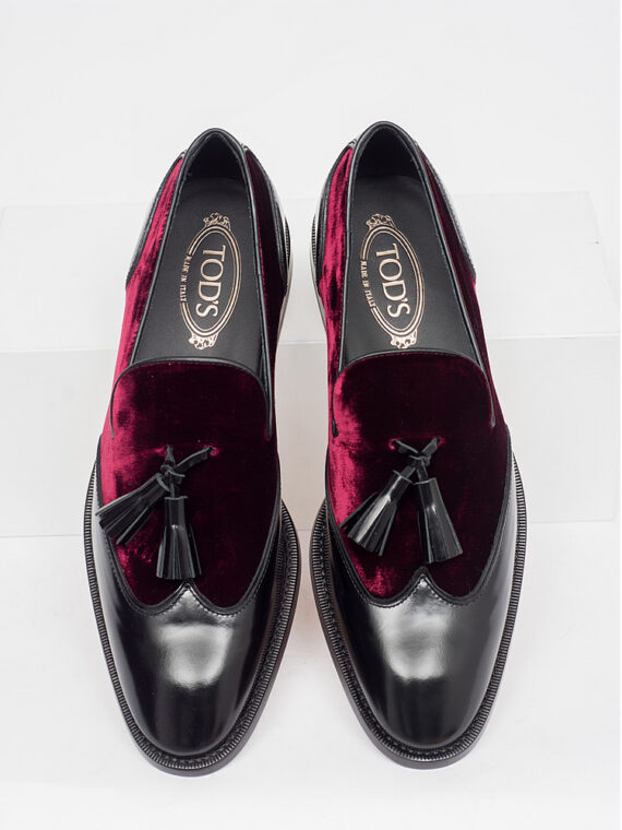 Velvet Wet Look Tassel