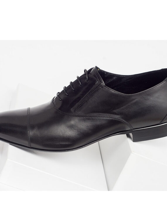 Oxford Lace Up Shoes - 010
