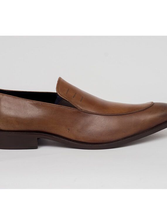 Plain Shoes