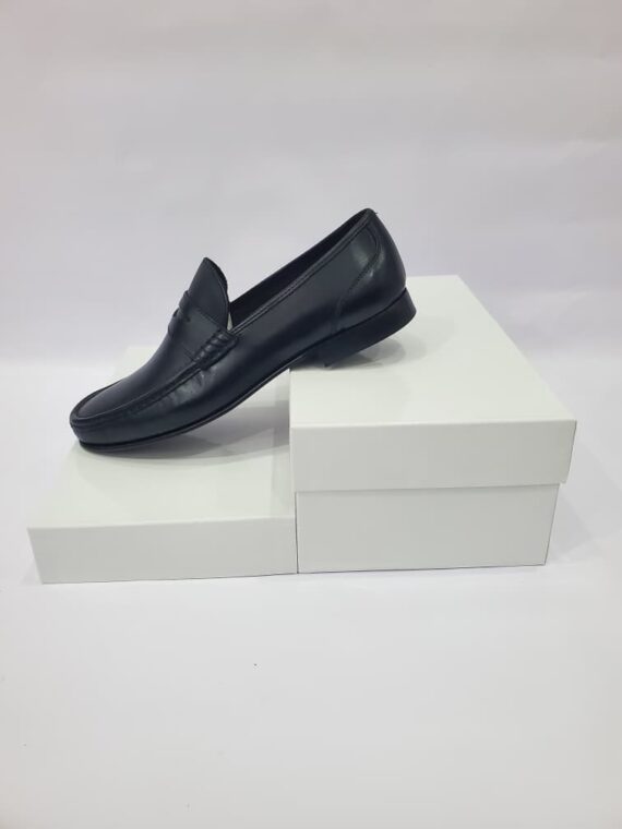 Plain Loafers