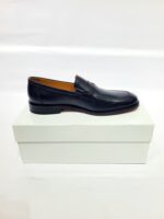 Plain Shoes