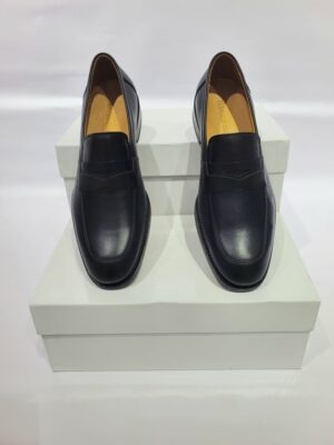 Plain Shoes