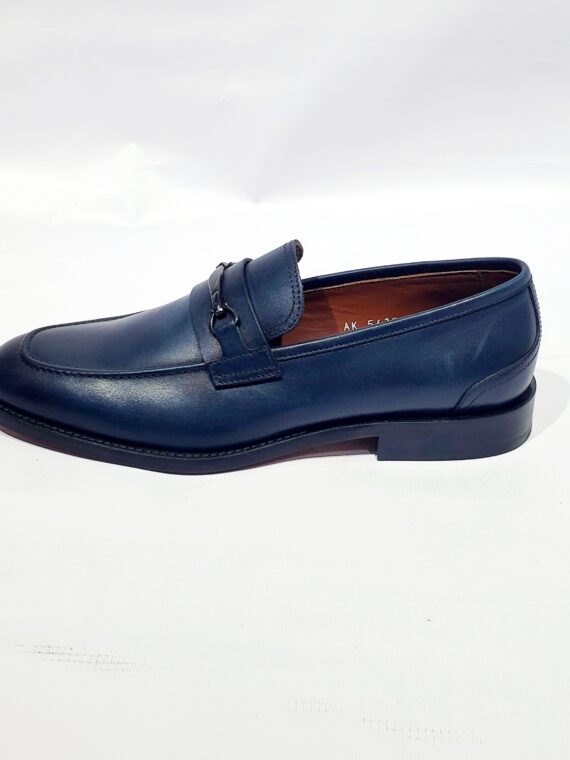 Marrio Viccini (Chain Shoes)