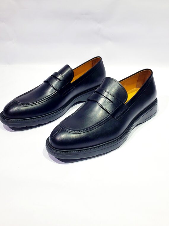 Plain Loafers
